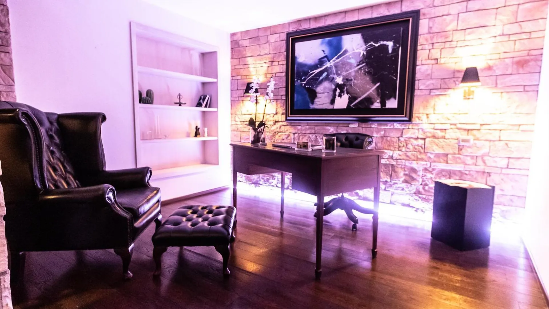 Reco Luxury Suite Rome 0*,